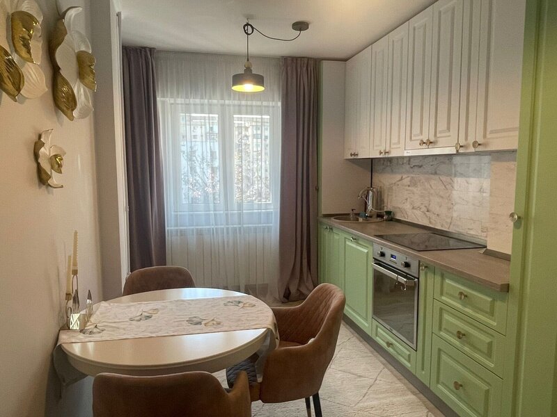 Unirii,  Piata Alba Iulia, inchiriere apartament 3 camere